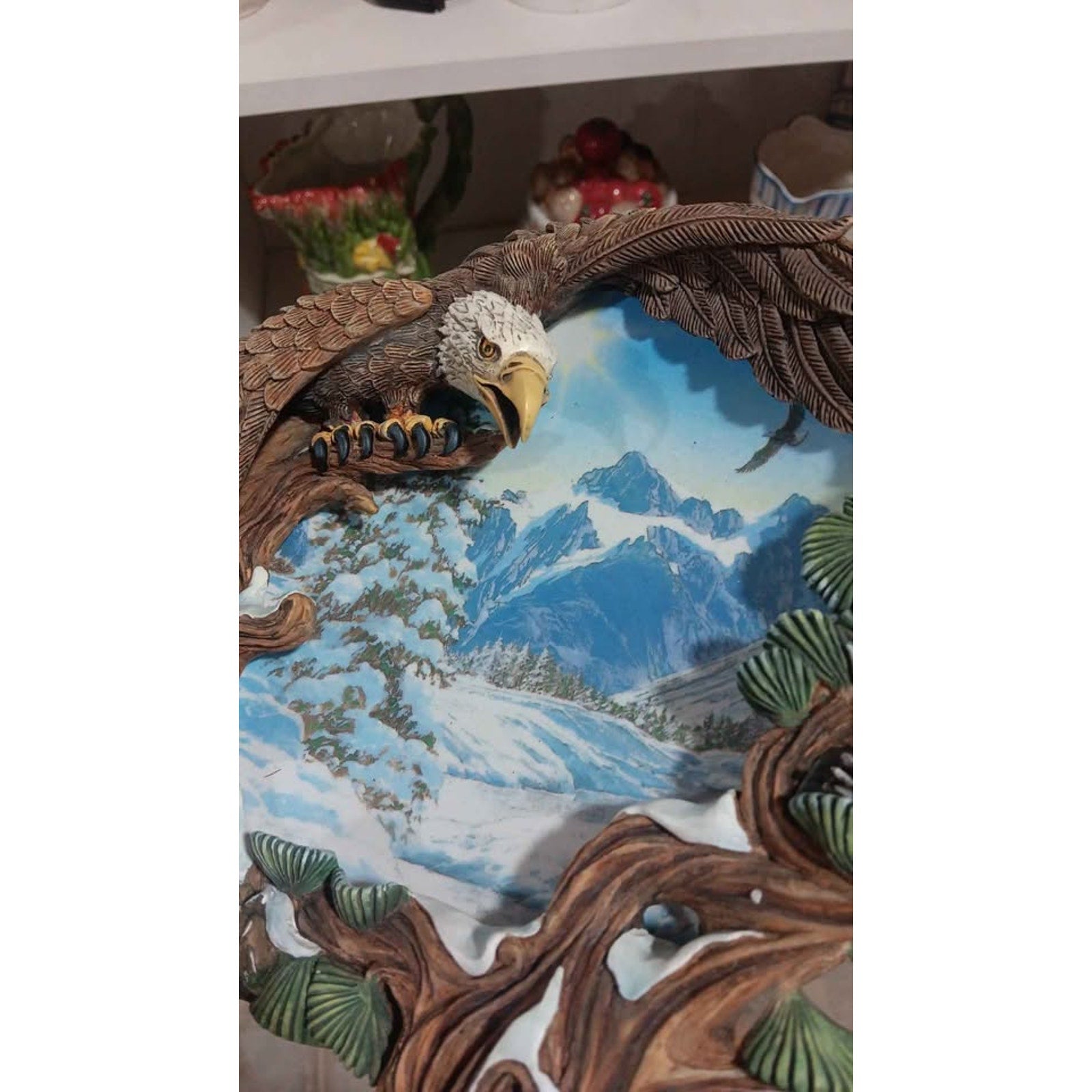 The Hamilton Collection Winter Solstice Plate Four Seasons of the Eagle 3D Plate