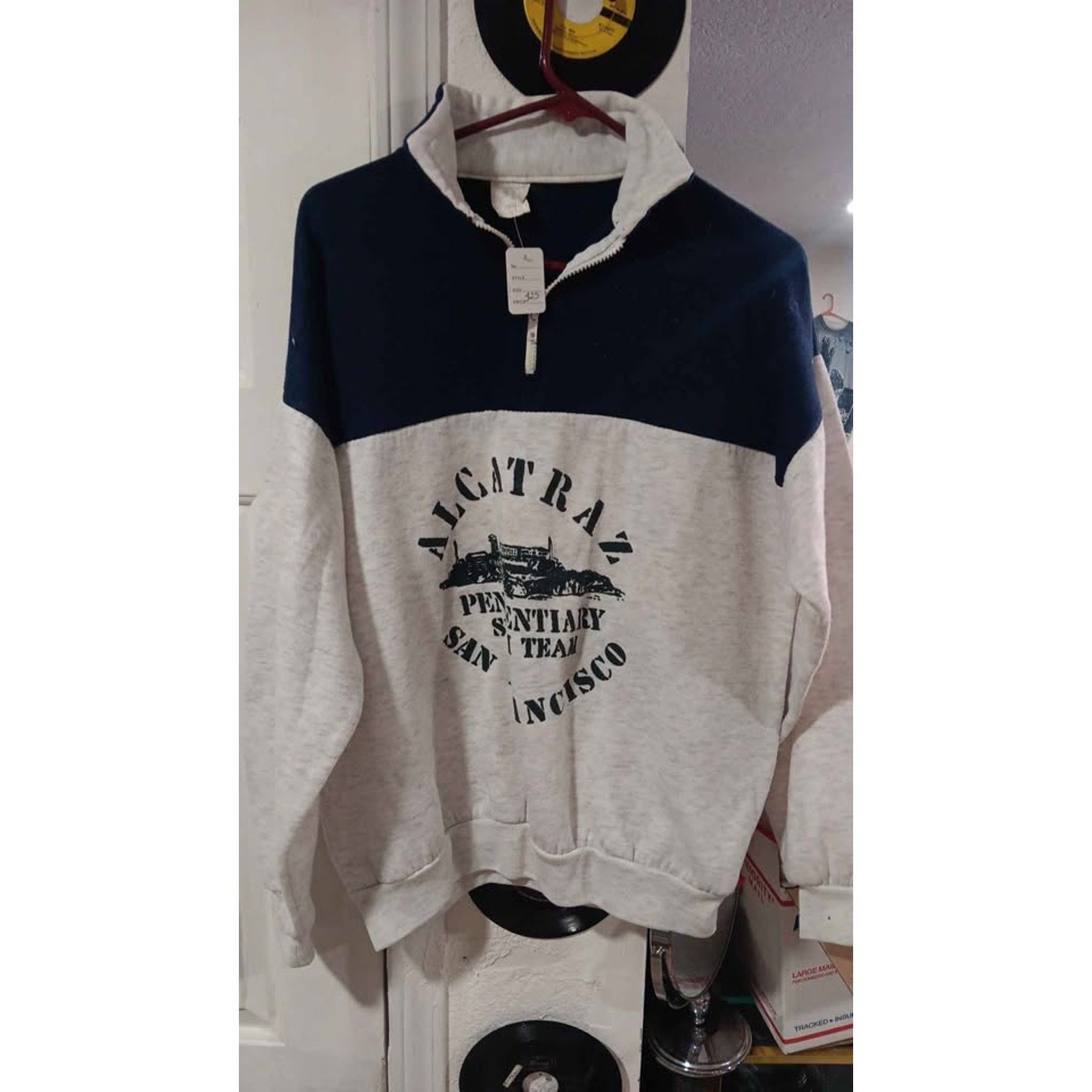 Vintage Mens Alcatraz Penitentiary Swim Team San Francisco Sweatshirt Size XL