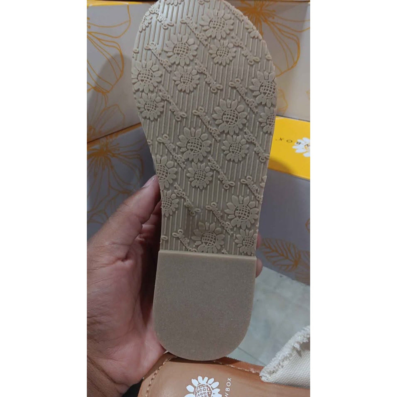 New Womens Yellow Box Deska Natural Sandals Mutiple Sizes