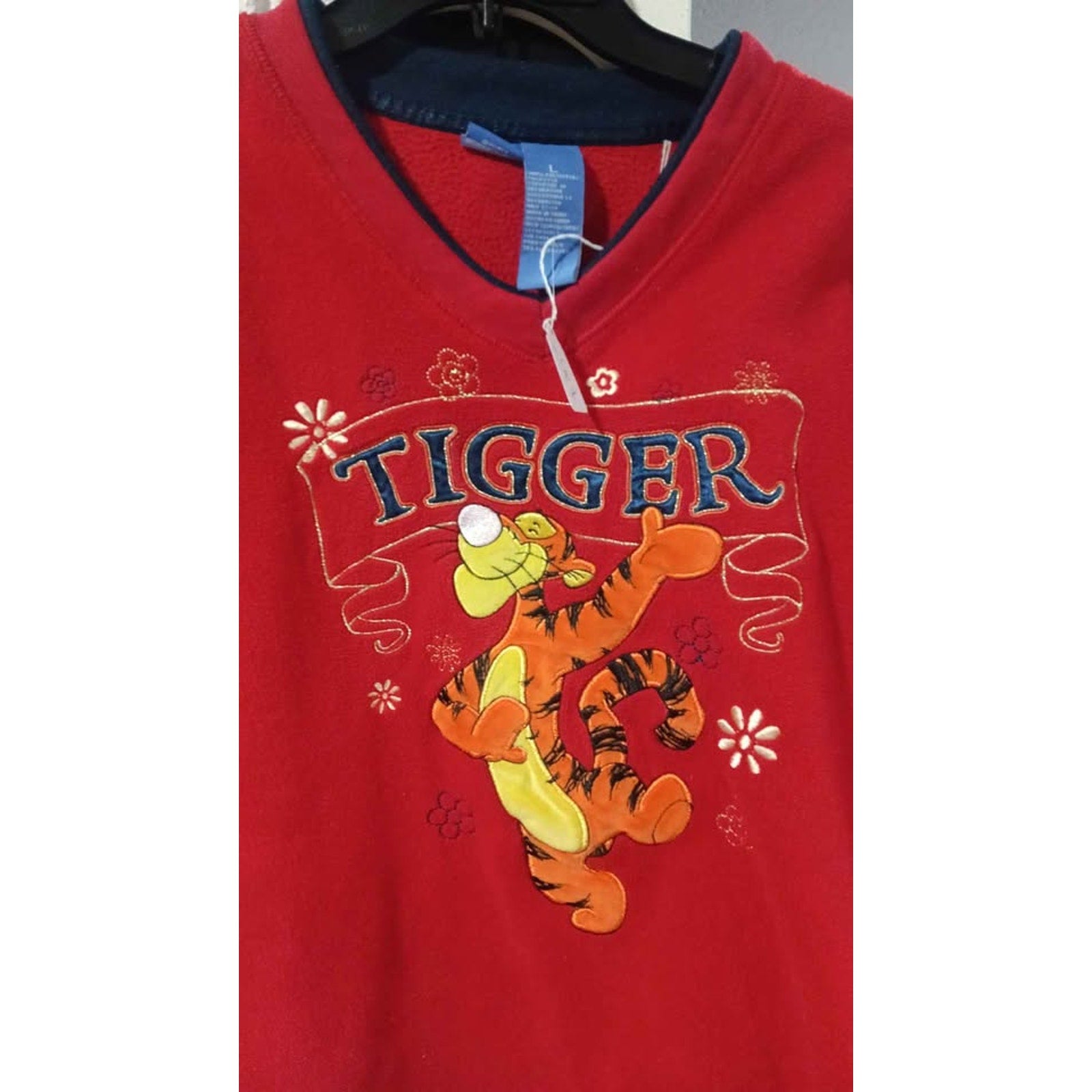 Disney Dancing Tiger Unisex Large Men’s Women’s Fleece Sweater Red