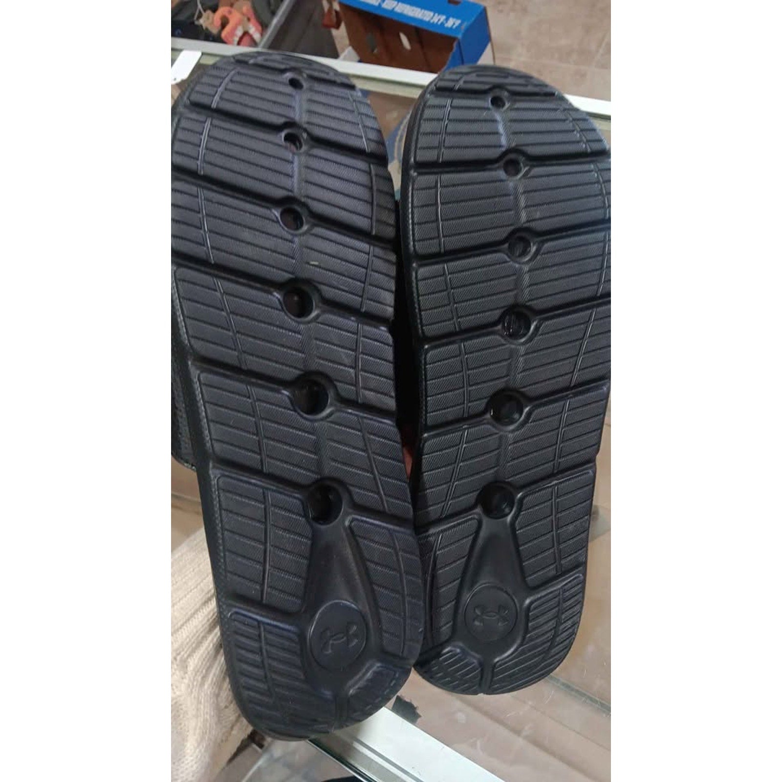 Men's Under Armour Black Sandals Size 14
